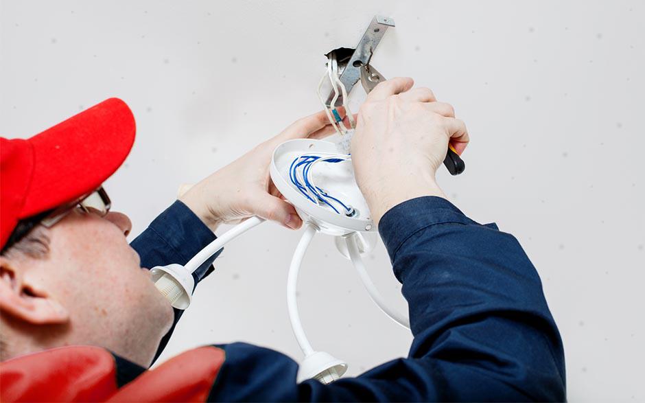 électricien en urgence Saint-Thibault-des-Vignes